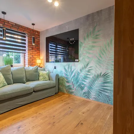 Apartament Pod Winogronami Lägenhet